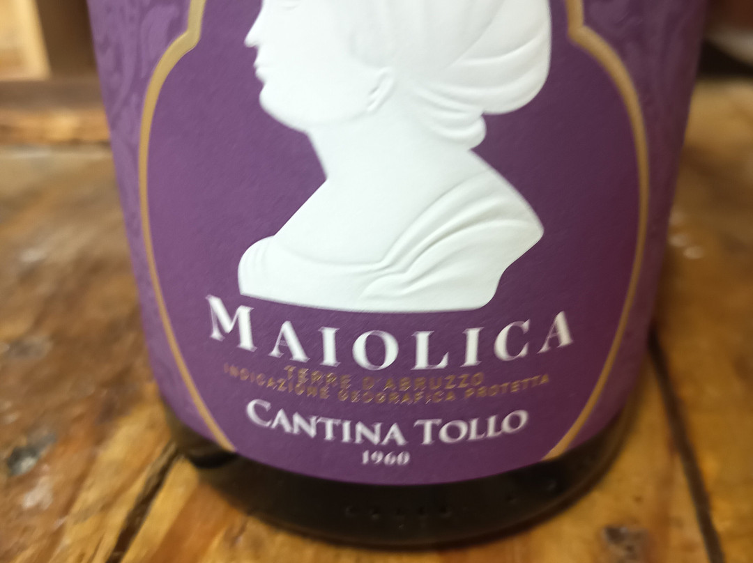 cantina Tollo-Tollo必去景点