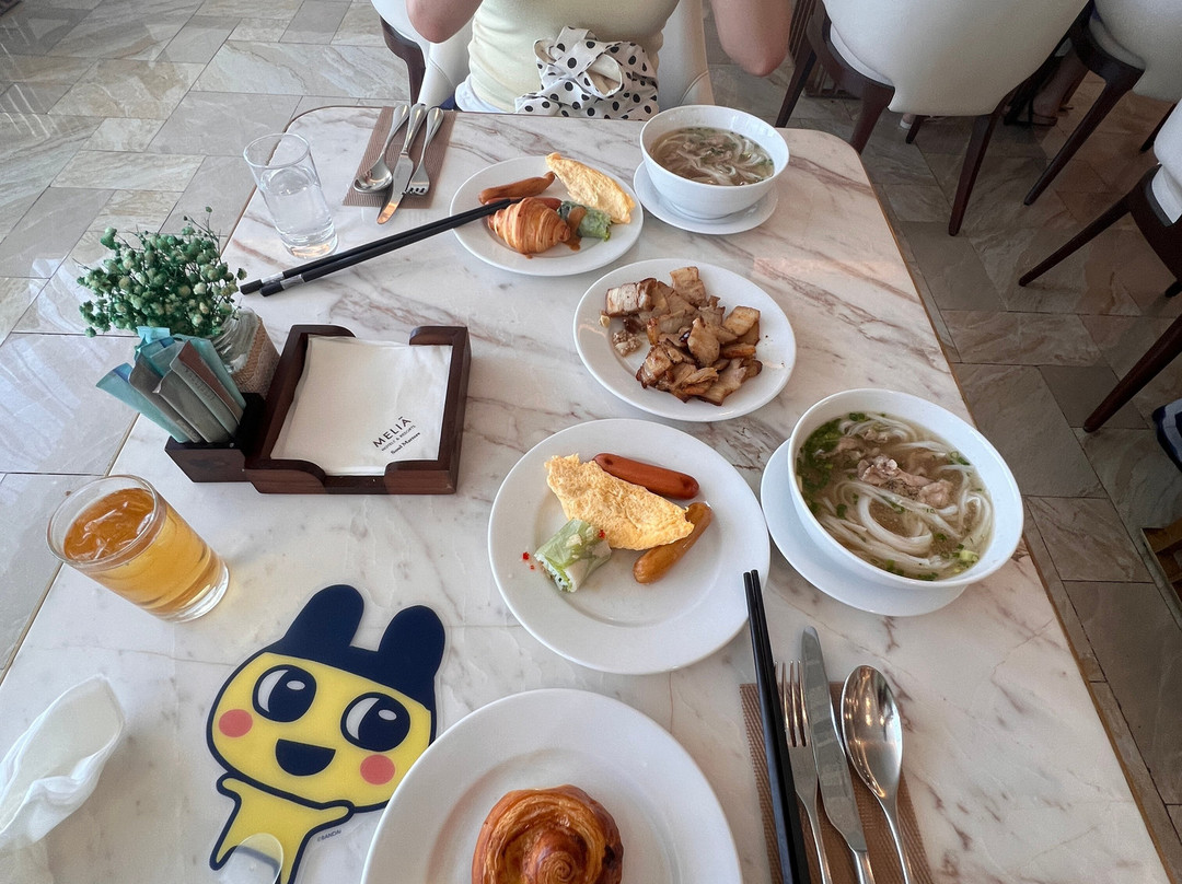 岘港美利亚珍珠河滨酒店主图