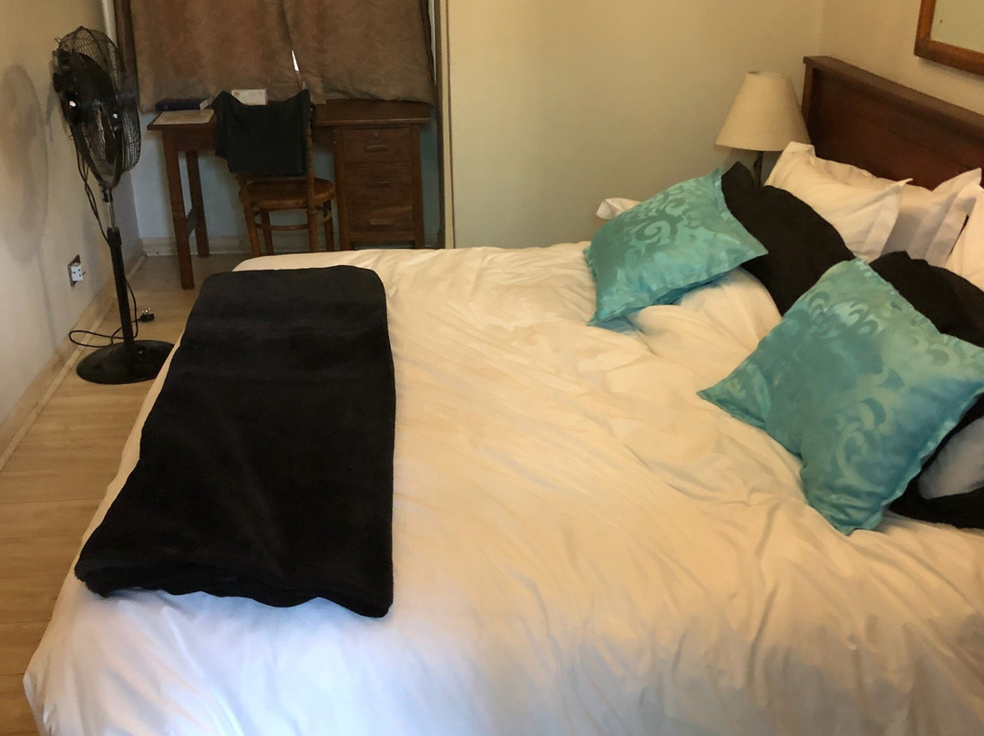 马尔科姆小屋主图