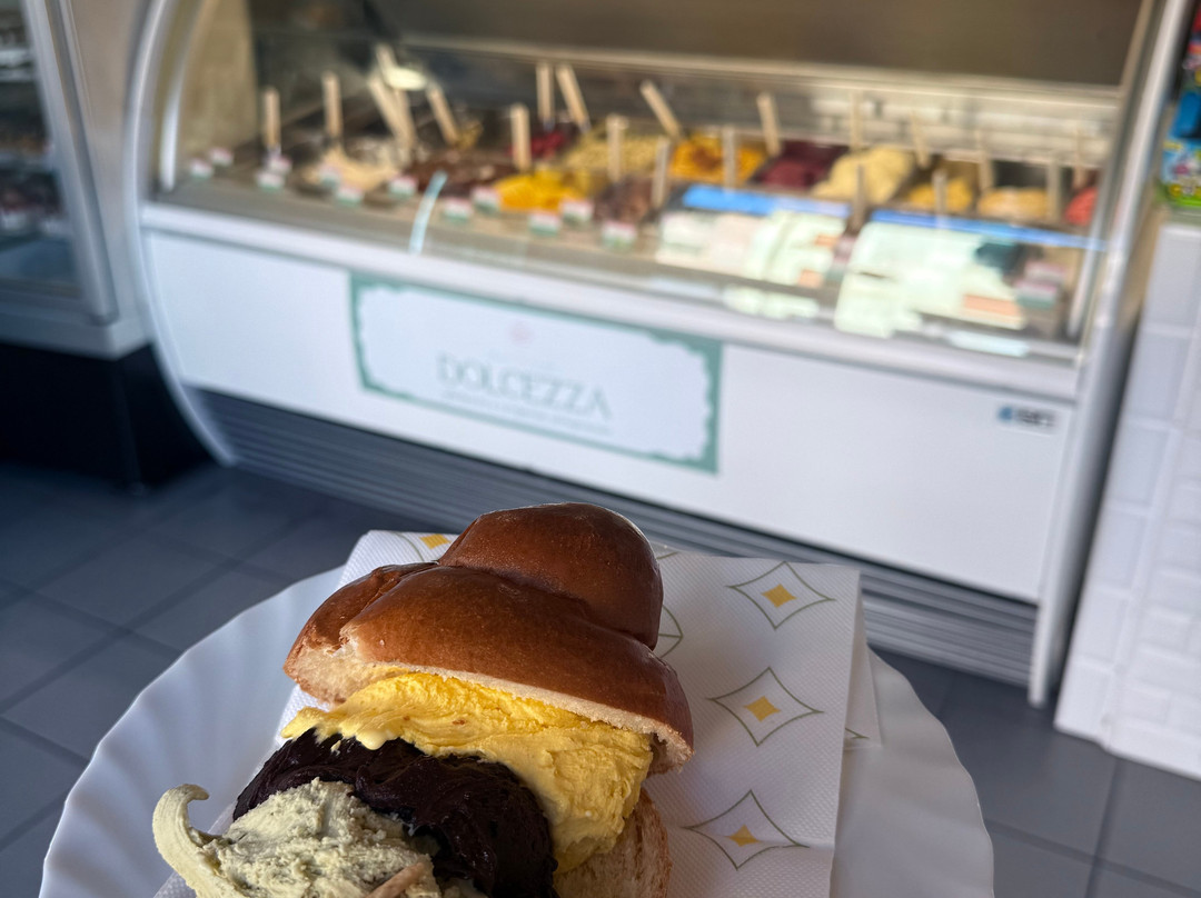 Dolcezza Gelateria e Creperia artigianale