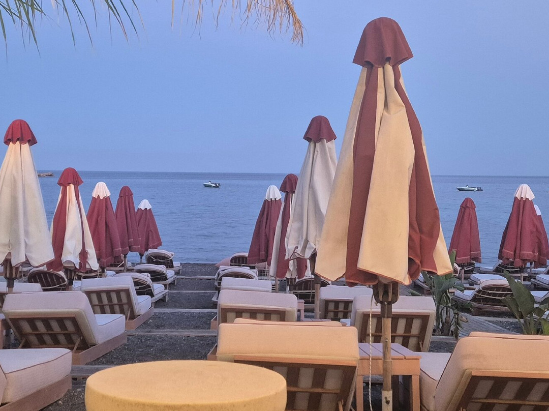 Perivolos Beach-佩里沃罗必去景点