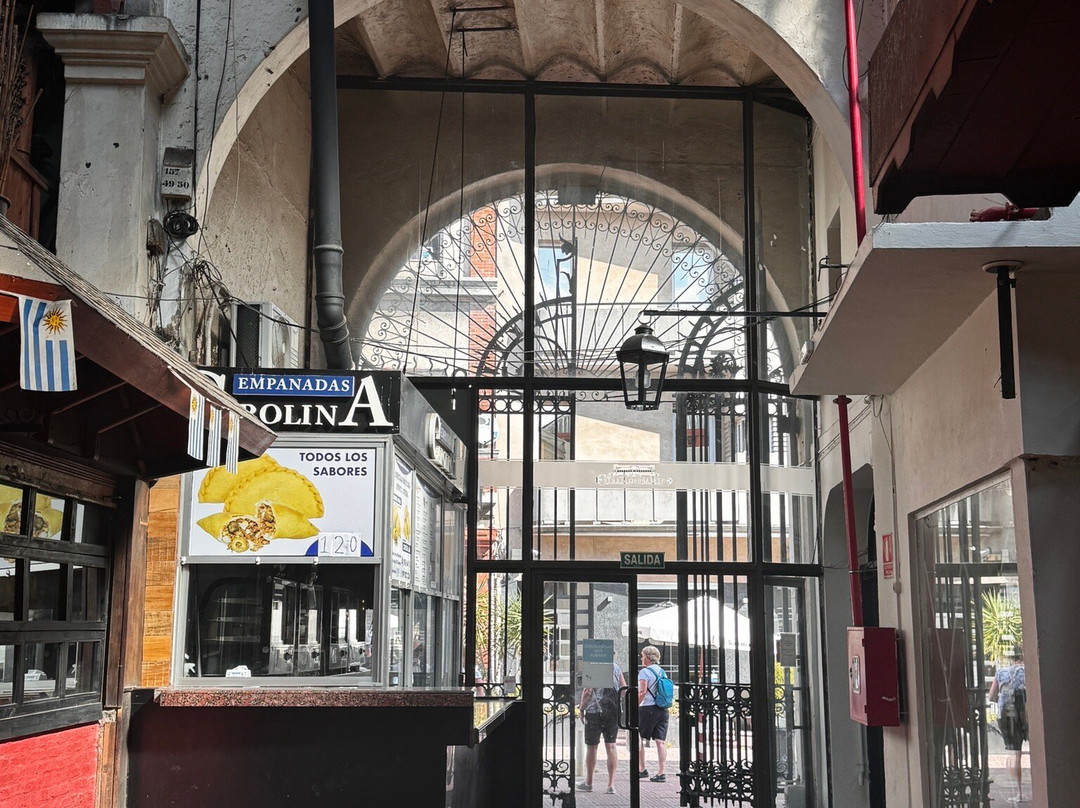 Mercado del Puerto-蒙得维的亚必去景点