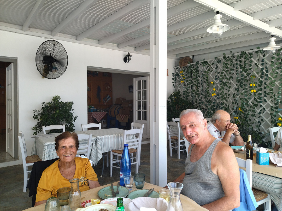 Mouragio Taverna Restaurant