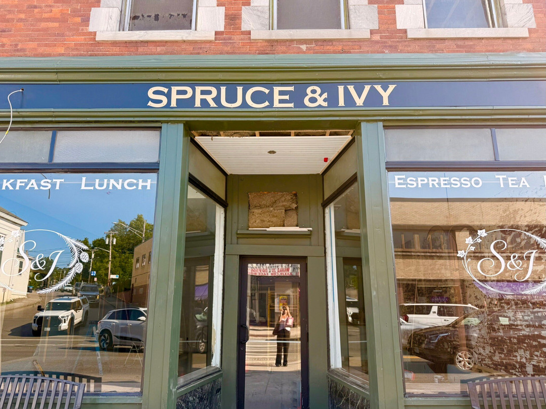 Topic of the Town Restaurant