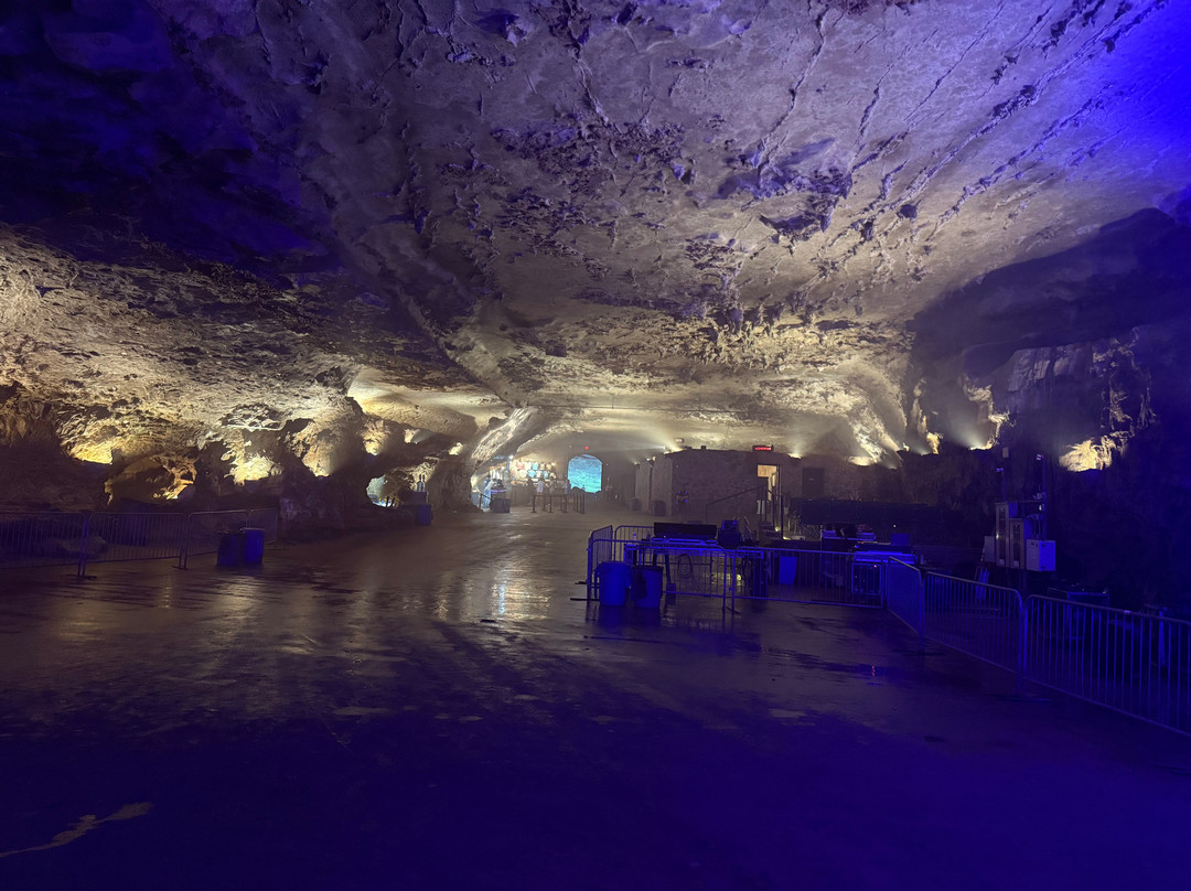The Caverns-Pelham必去景点