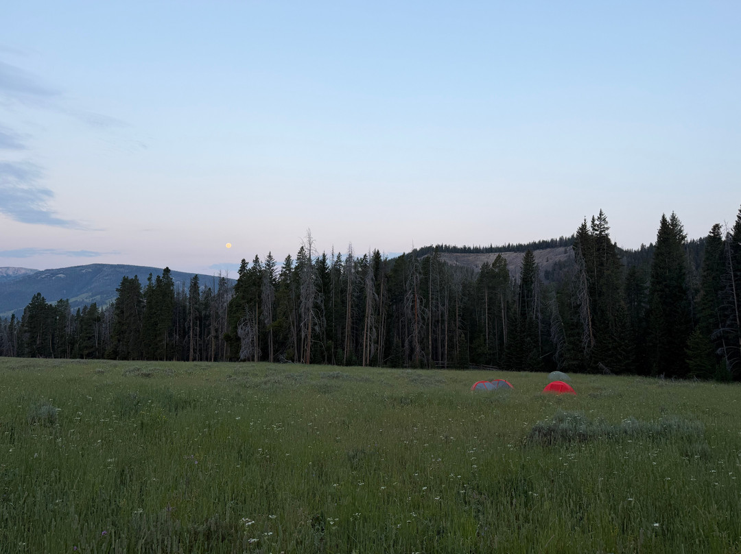 Yellowstone Hiking Guides-黄石国家公园必去景点