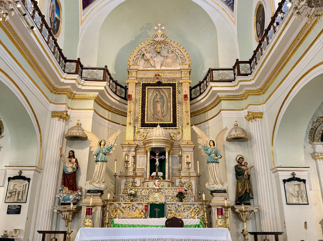 Parroquia de Nuestra Señora de Guadalupe-瓦拉塔港必去景点
