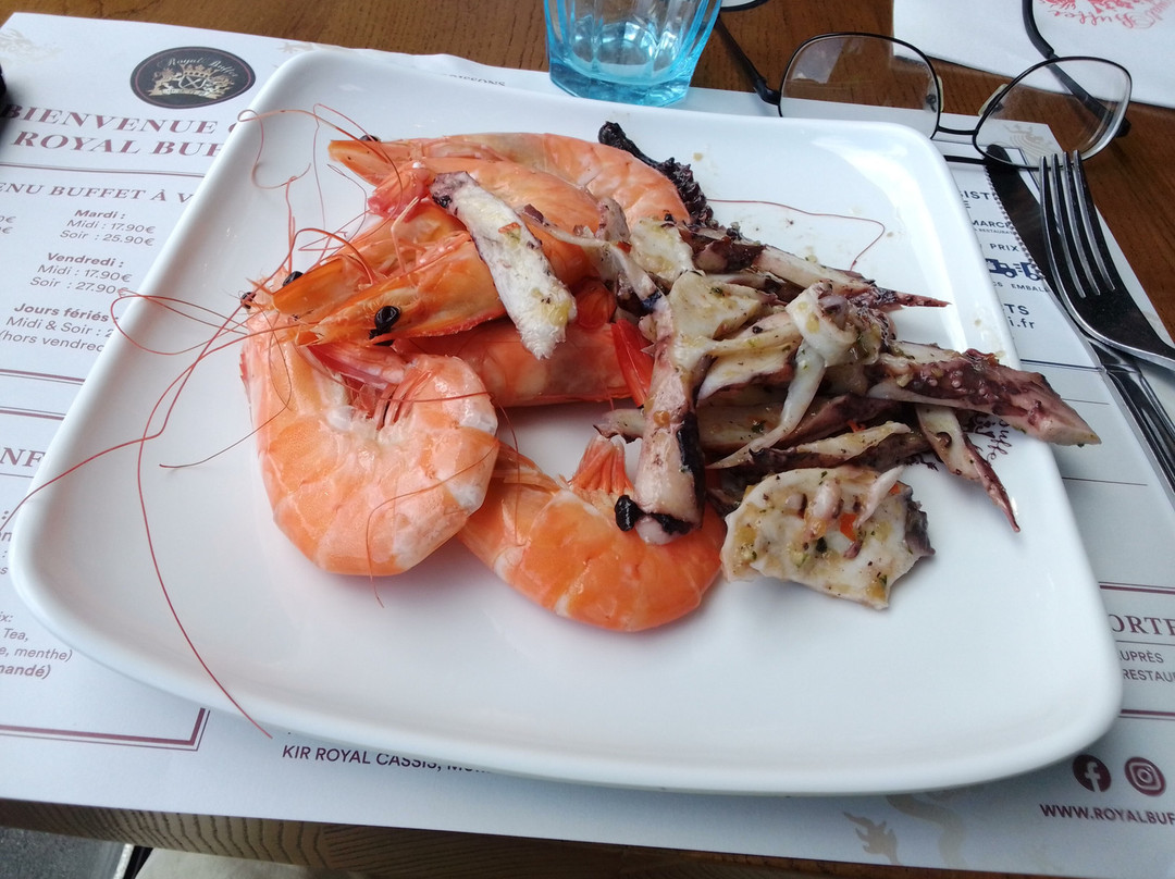 Royal Buffet Saran