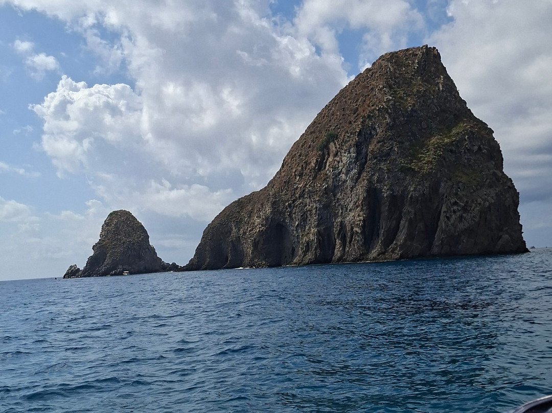 Arcobaleno tour e noleggio barche-Ponza必去景点