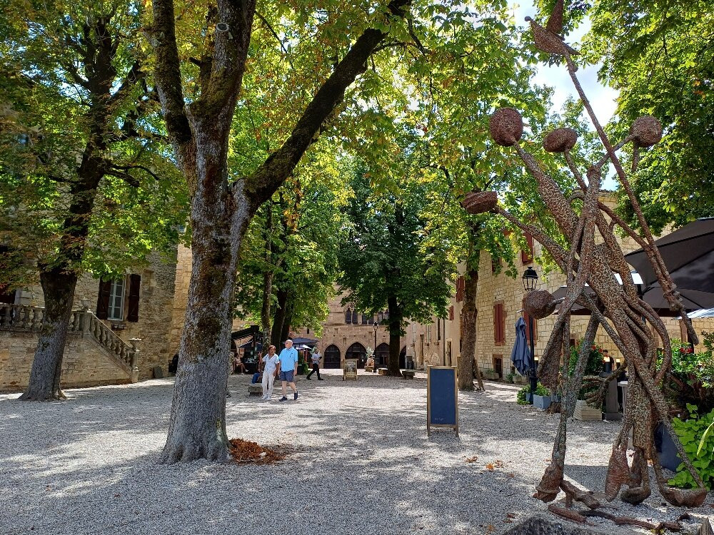 Halle de Cordes-sur-Ciel-谢河畔科尔德必去景点
