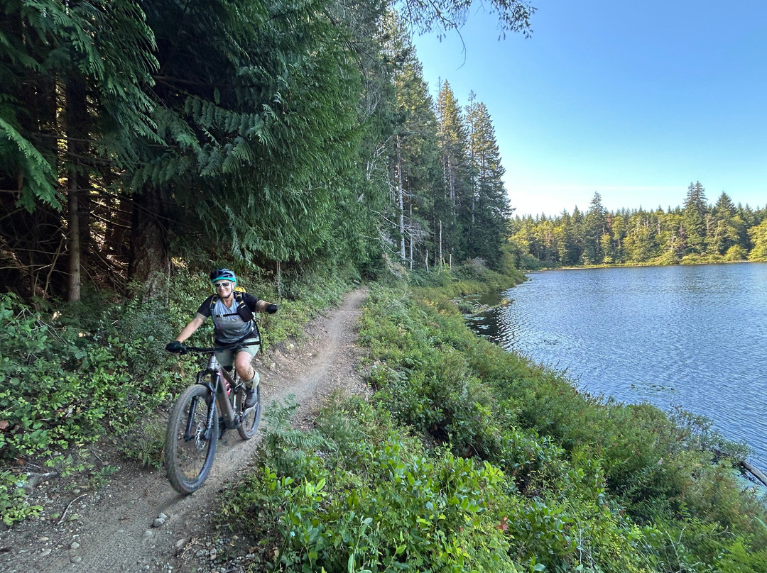 Island Mountain Rides-Cumberland必去景点