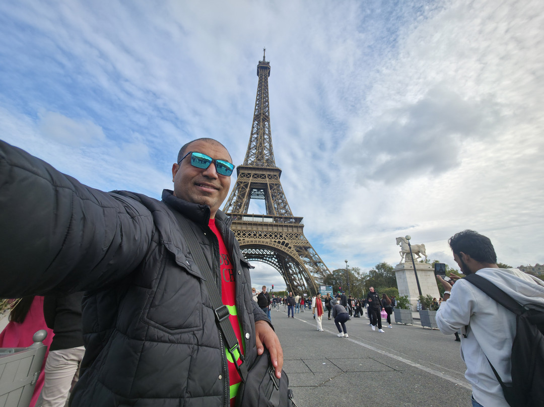 Eiffel Tower Paris Texas-巴黎必去景点