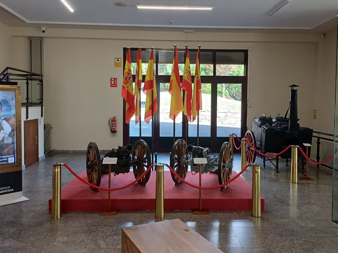Museo Militare Regionale-拉科鲁尼亚必去景点