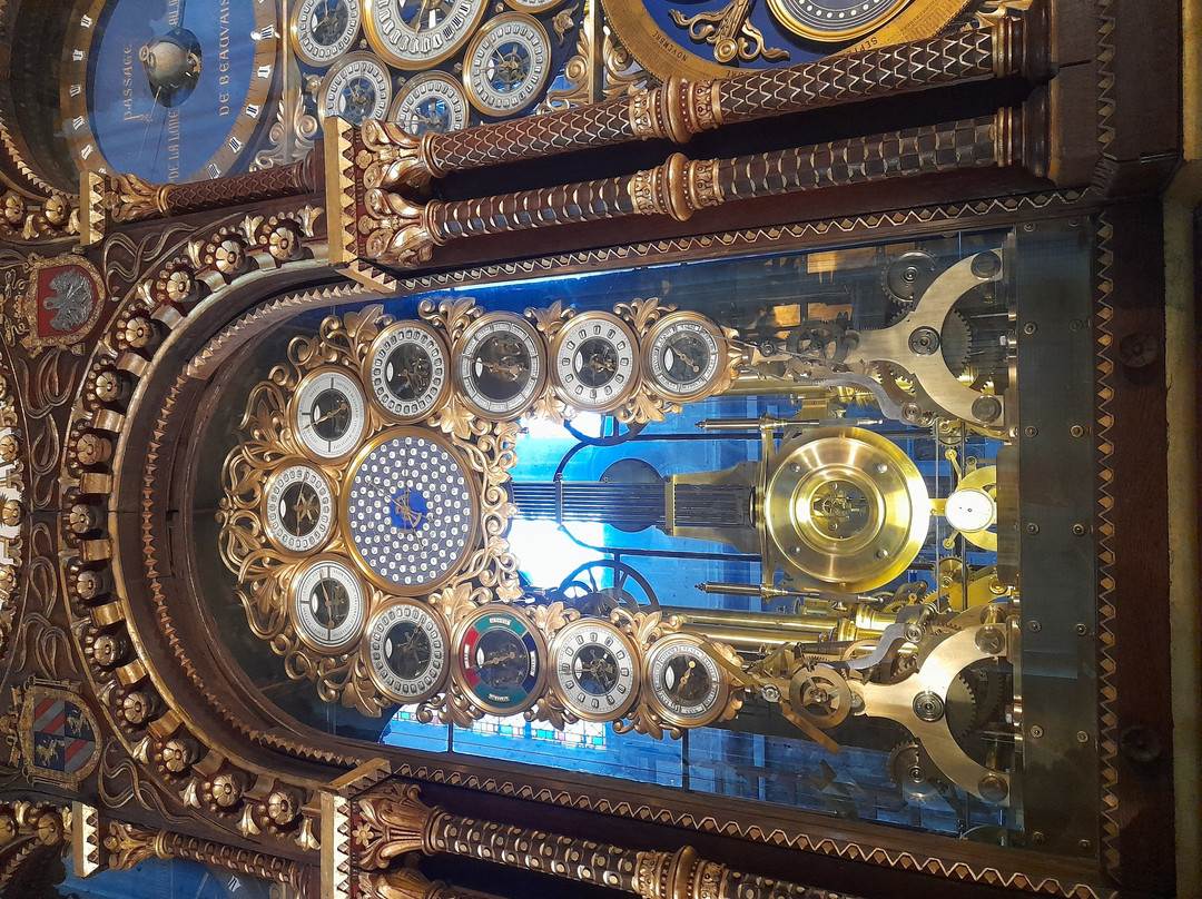 Cathédrale Saint-Pierre-博韦必去景点