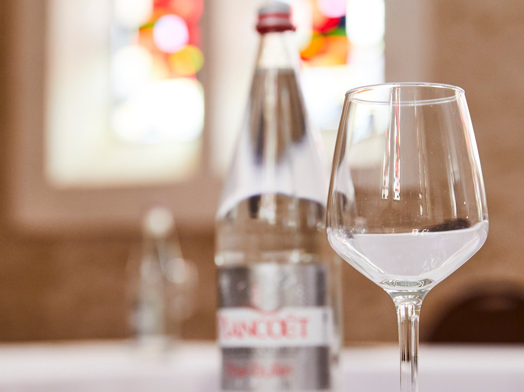 皮里厄杜比诺酒店主图