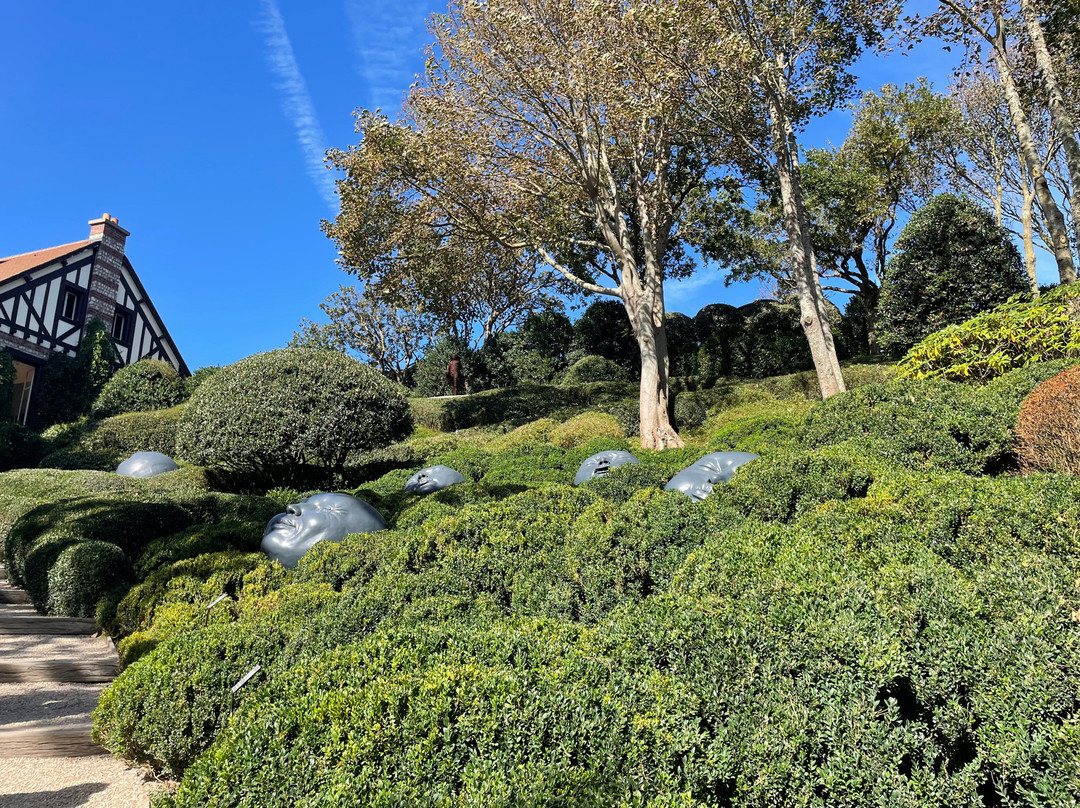 Le Petit Train Touristique-埃特勒塔必去景点