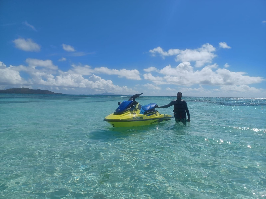 Culebra Jet Ski Tours-库莱布拉岛必去景点