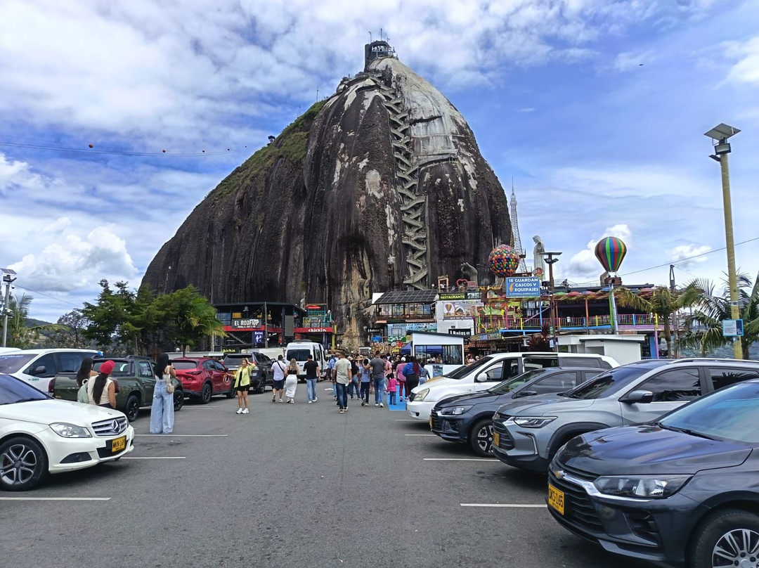El Penon de Guatape-Guatape必去景点