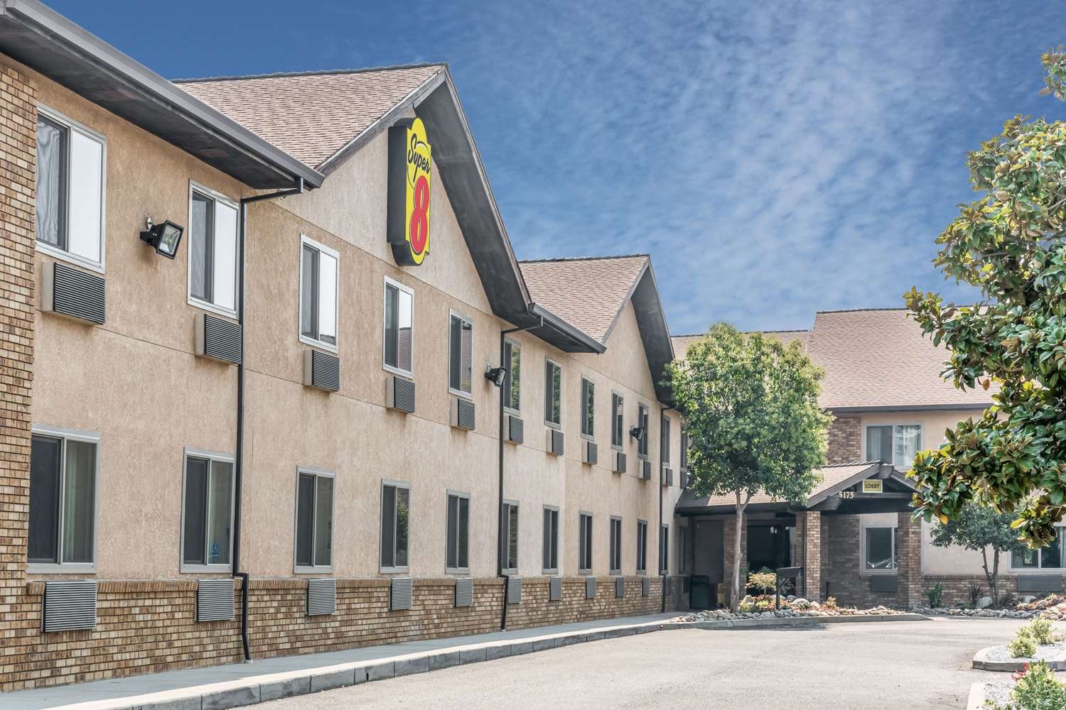 Super 8 by Wyndham Redding-官方