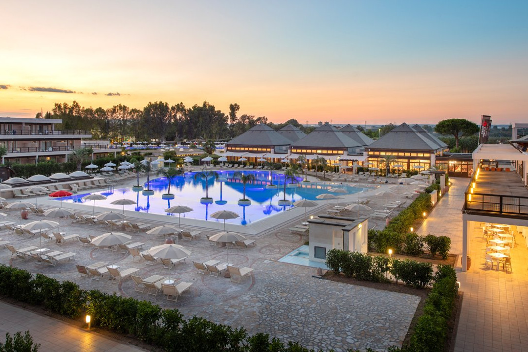 卡斯特拉内塔酒店住宿-Valentino Resort