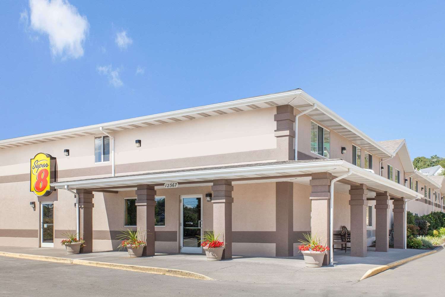 Super 8 by Wyndham Richlands / Claypool Hill Area-官方