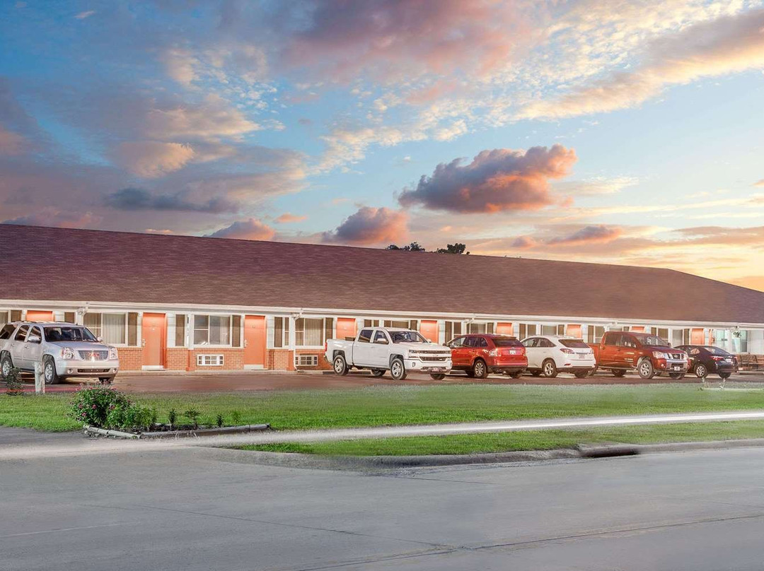 Knights Inn Fort Madison主图