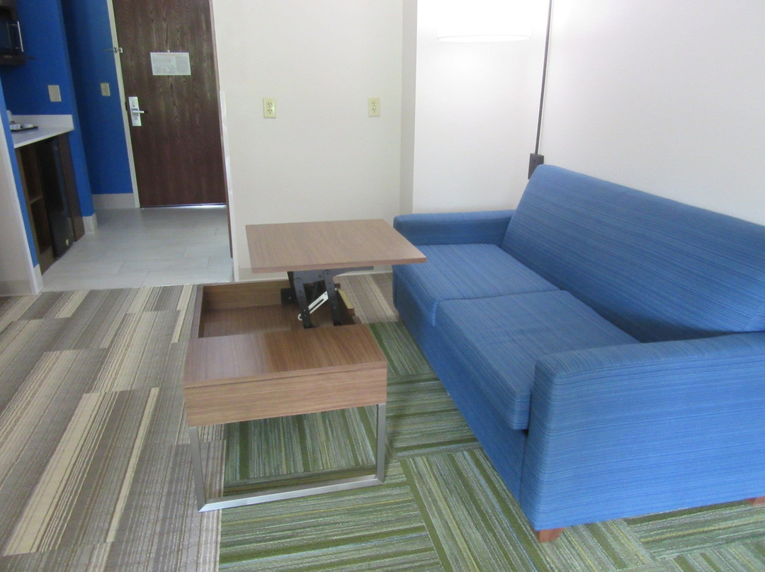 Knightdale酒店住宿-Holiday Inn Express & Suites Raleigh NE - Medical Ctr Area by IHG