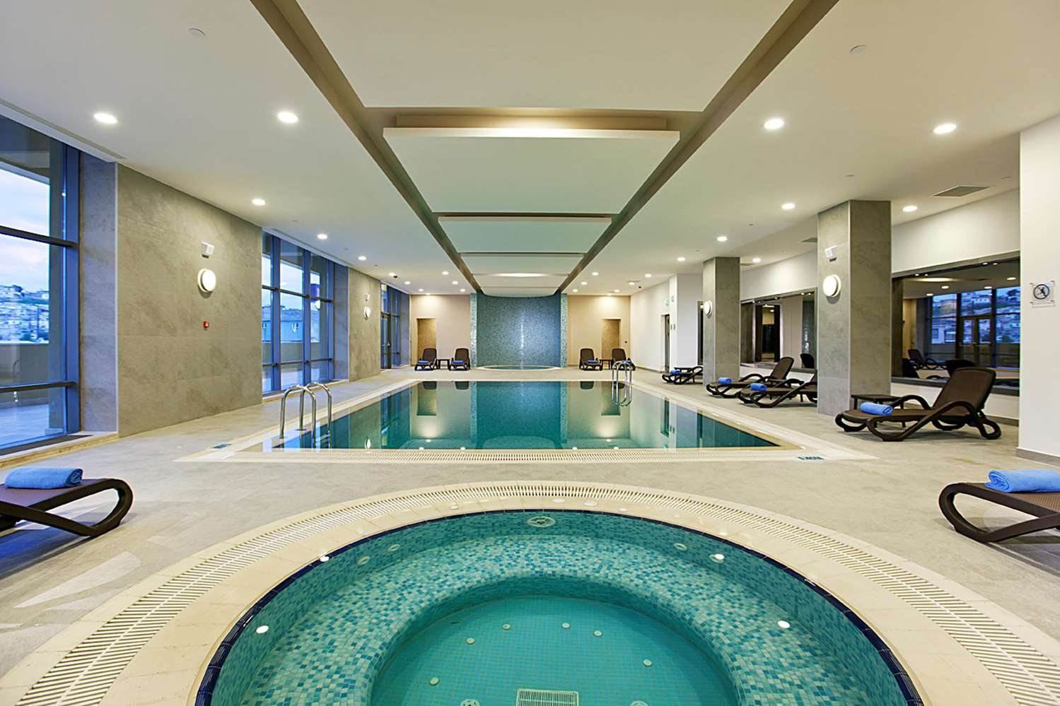 希尔顿花园桑尼乌法酒店-官方