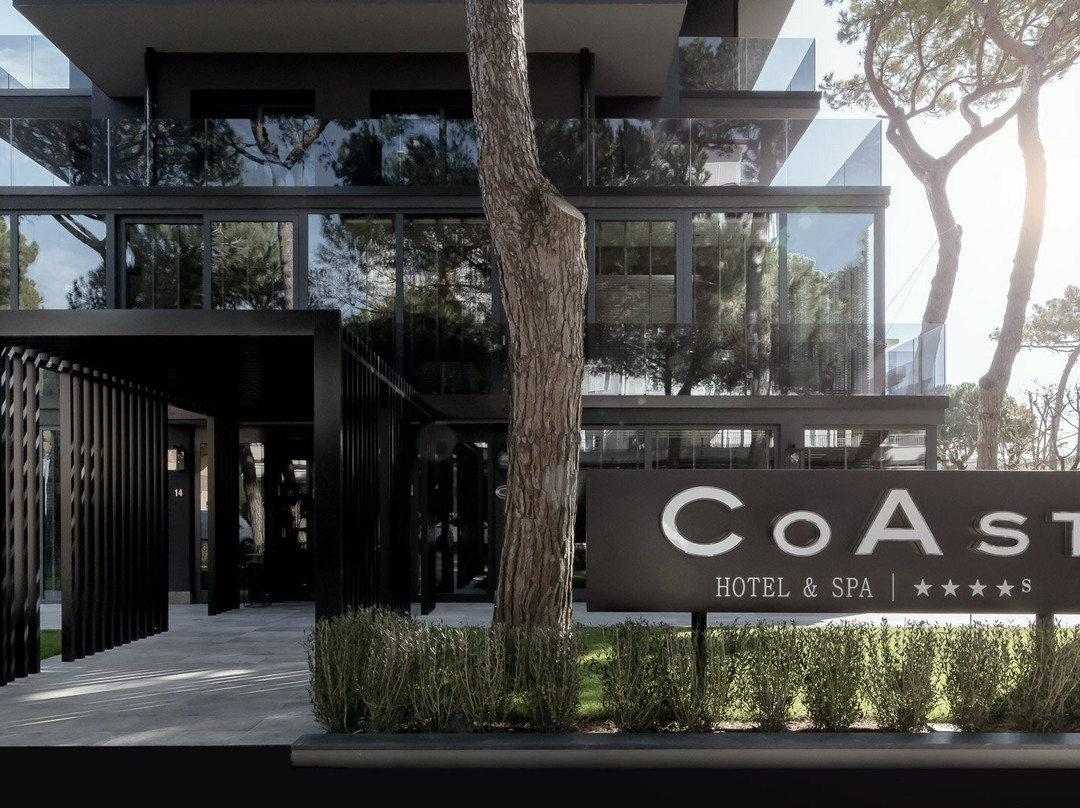 Coast Hotel & Spa - Adults Only