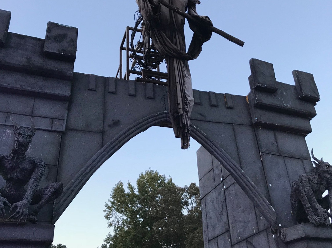 Madworld Haunted Attraction景点图片