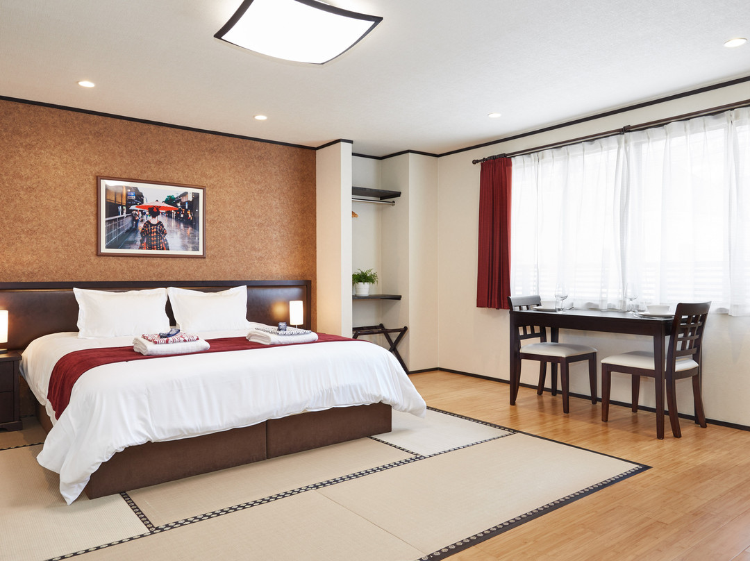 The Address Akakura