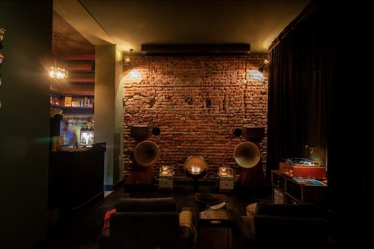 Ж Jazz Room-索非亚必去景点