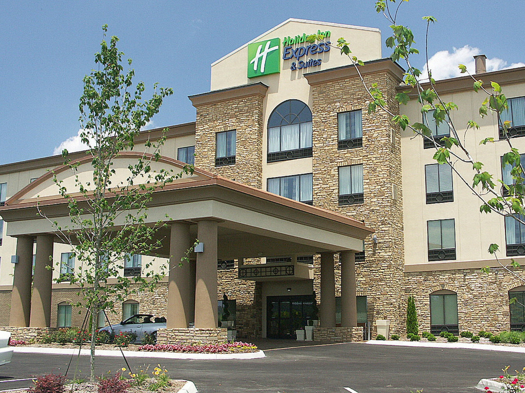 Holiday Inn Express & Suites Cleveland Northwest By IHG主图