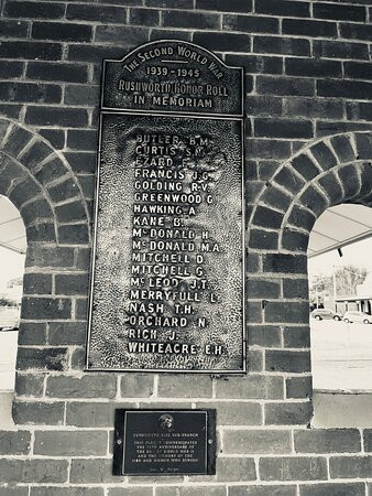 Rushworth War Memorial Clock Tower景点图片