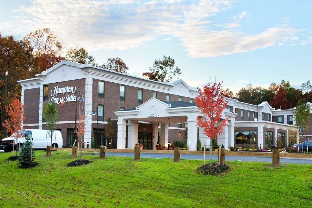 Hampton Inn & Suites Hartford/Farmington主图