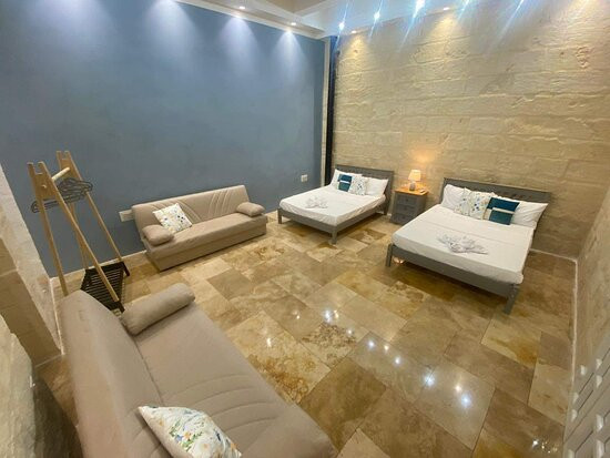 Butterfly Houses主图