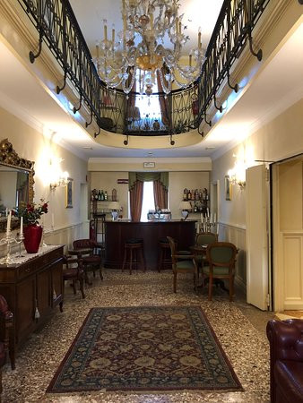 维西尼公园别墅酒店主图