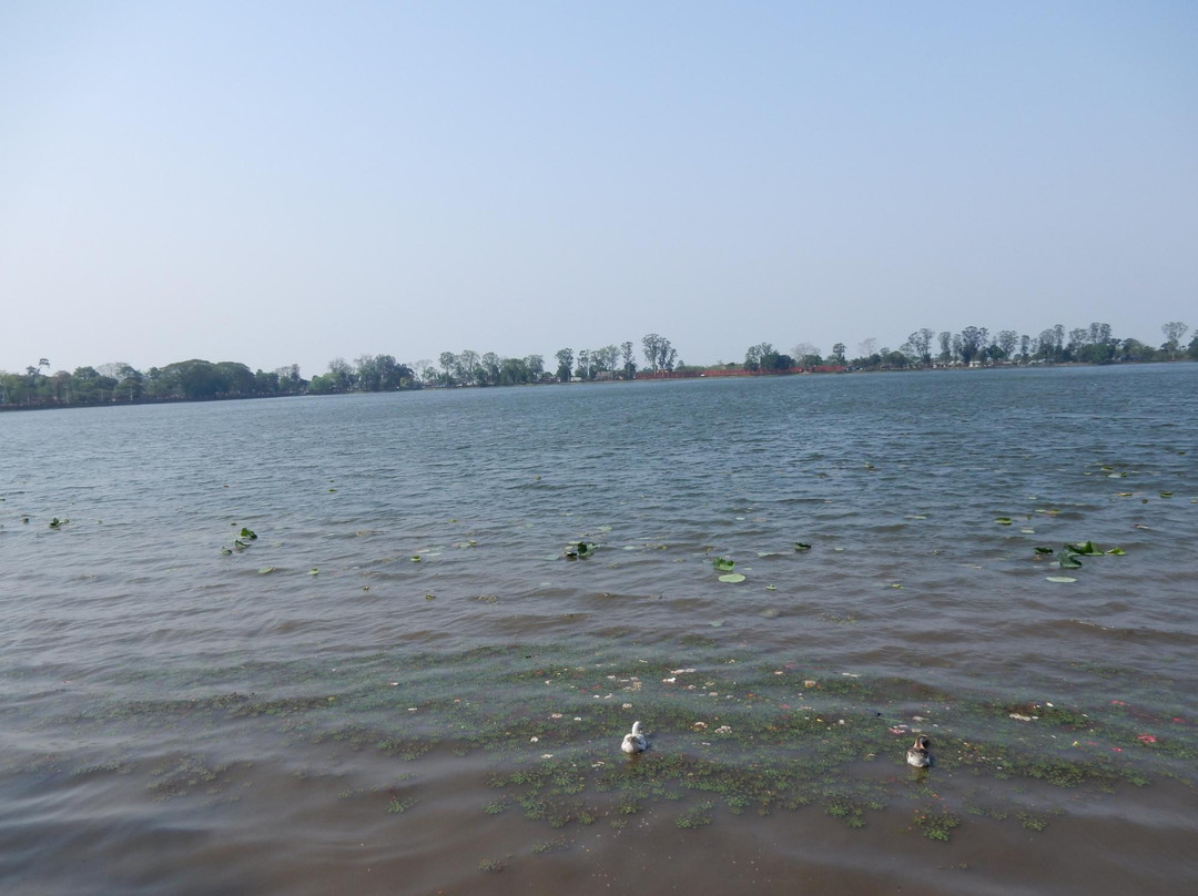 Jaysagar Tank and Temples景点图片