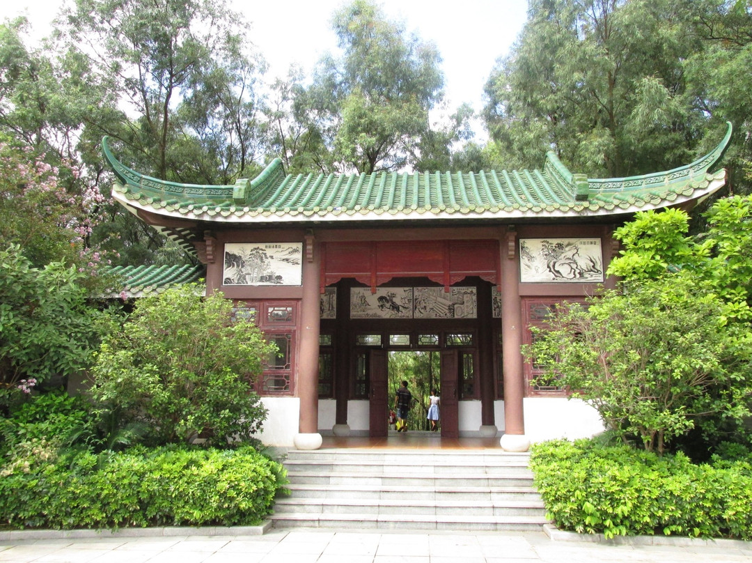 榴花公园-东莞市必去景点