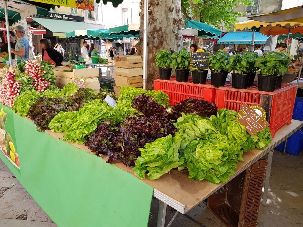 Marché aux Fruits et Légumes