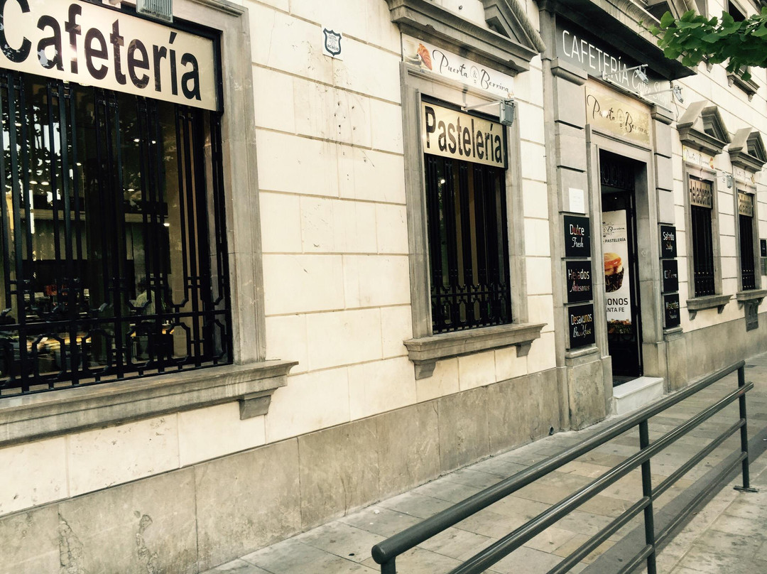 Melejis餐馆和美食-Puerta Bernina