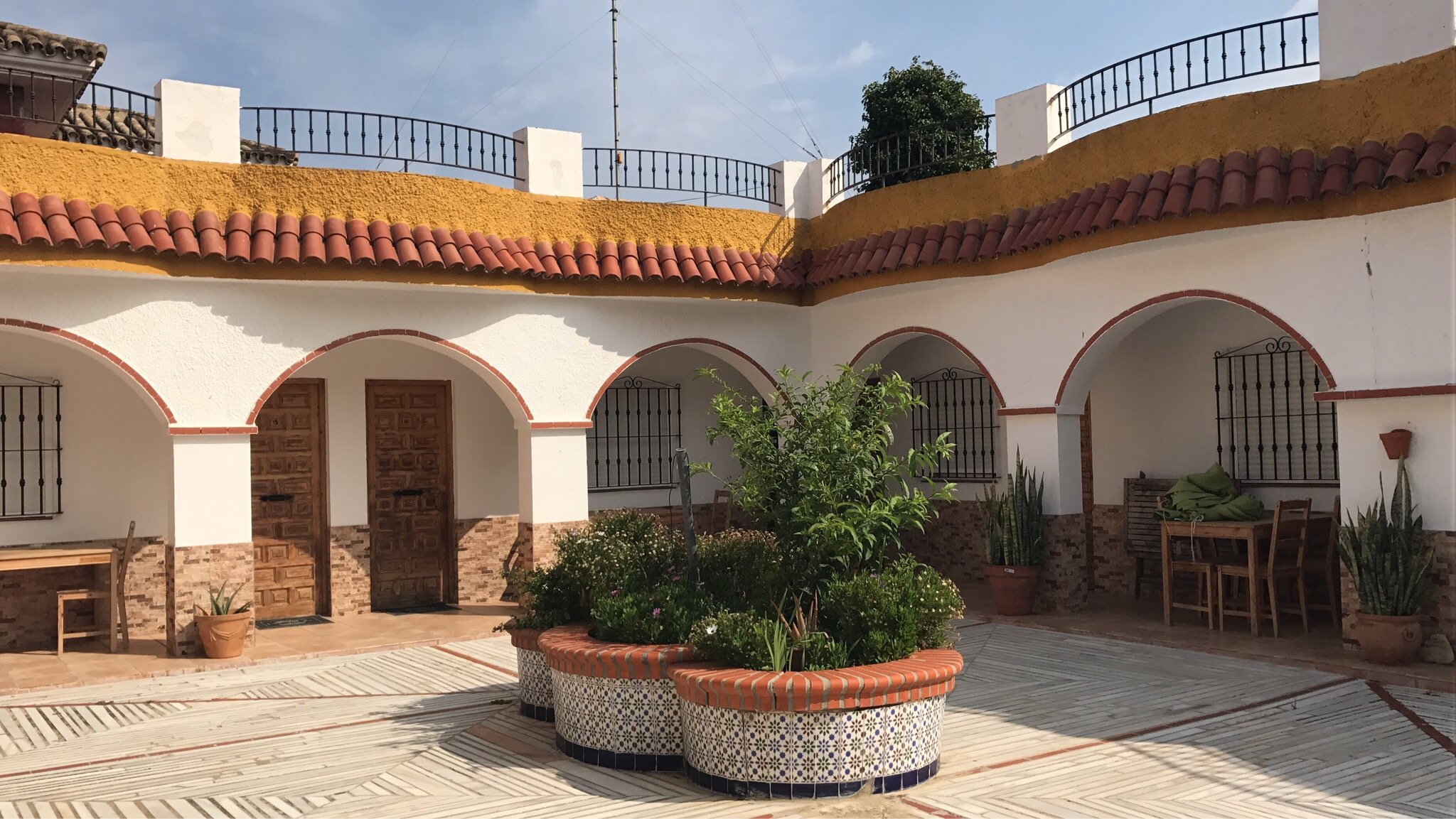 Hostal Mini Golf-官方