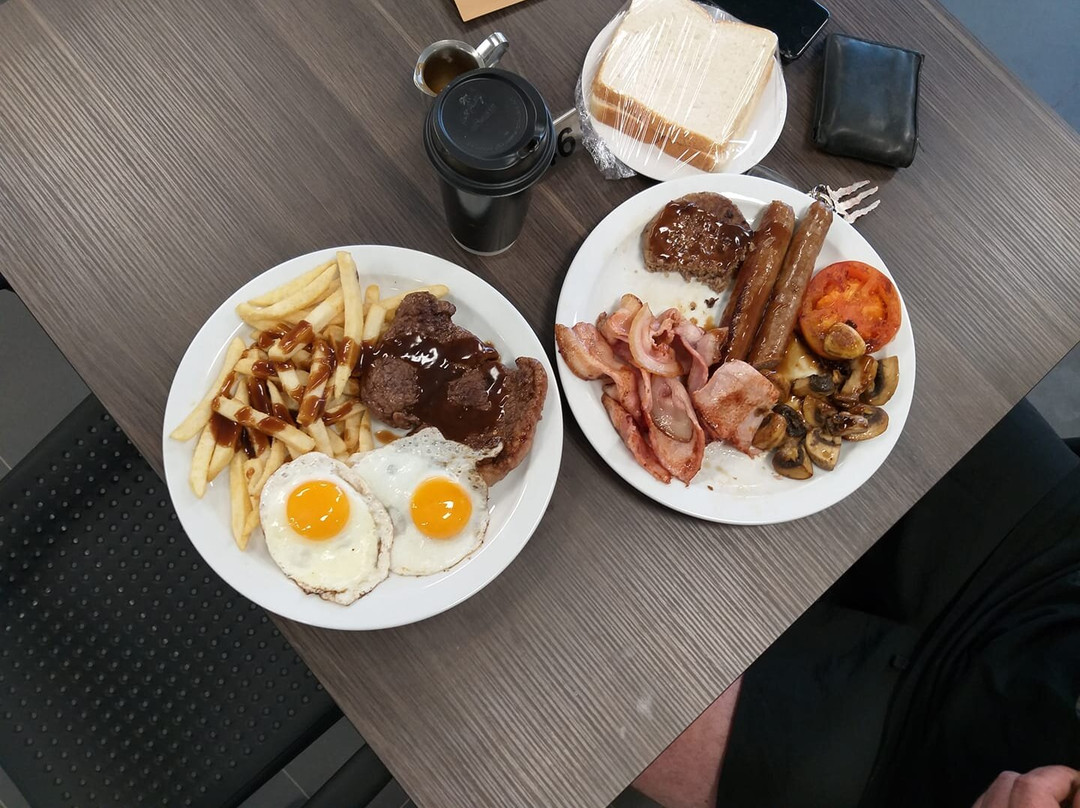 THE Happy Truckers Lounge