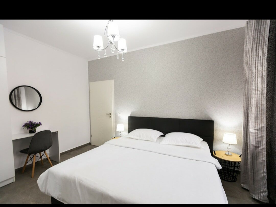 Kevin&Jessica Forest Rooms