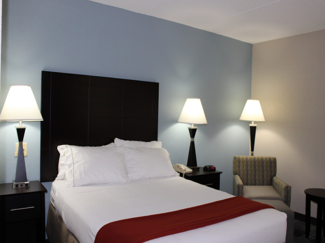 Holiday Inn Express Forsyth by IHG主图