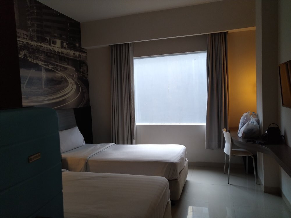 Hotel Neo Candi Simpang Lima - Semarang主图