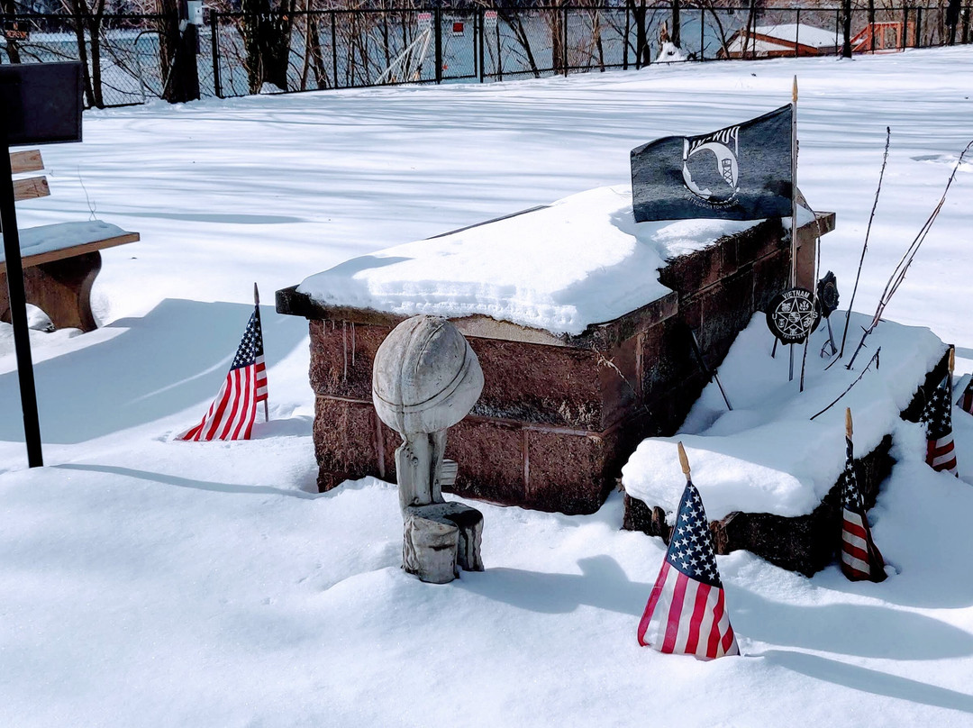 Tarentum Riverview Memorial Park景点图片