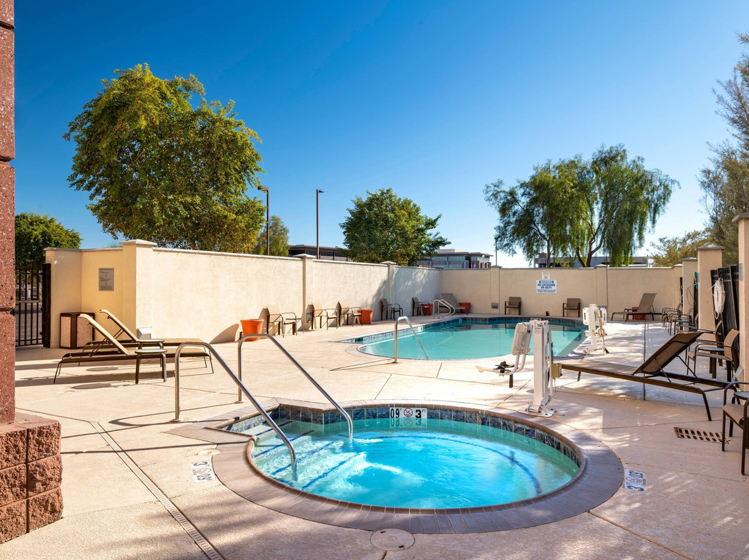 凤凰城谦德勒/时装中心万怡酒店主图