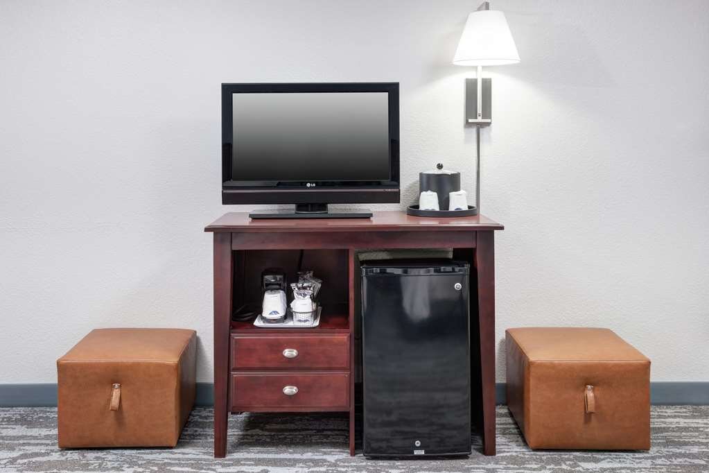 堪萨斯城利伯蒂希尔顿恒庭酒店-官方