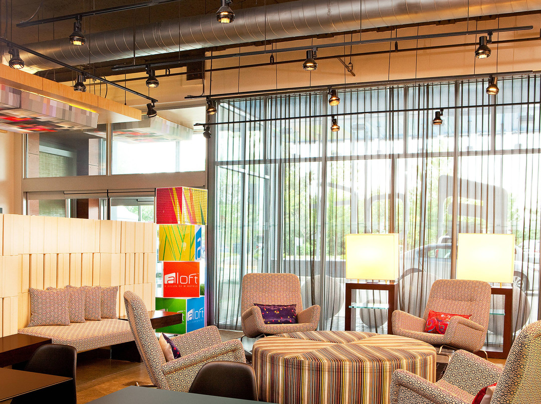 阿伦德尔米尔斯雅乐轩酒店主图